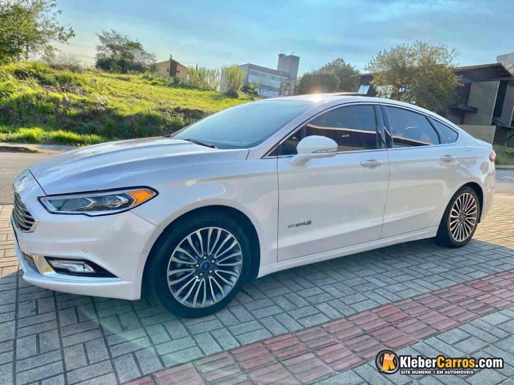 Fusion Titanium 2.0 145cv Aut. (Híbrido)